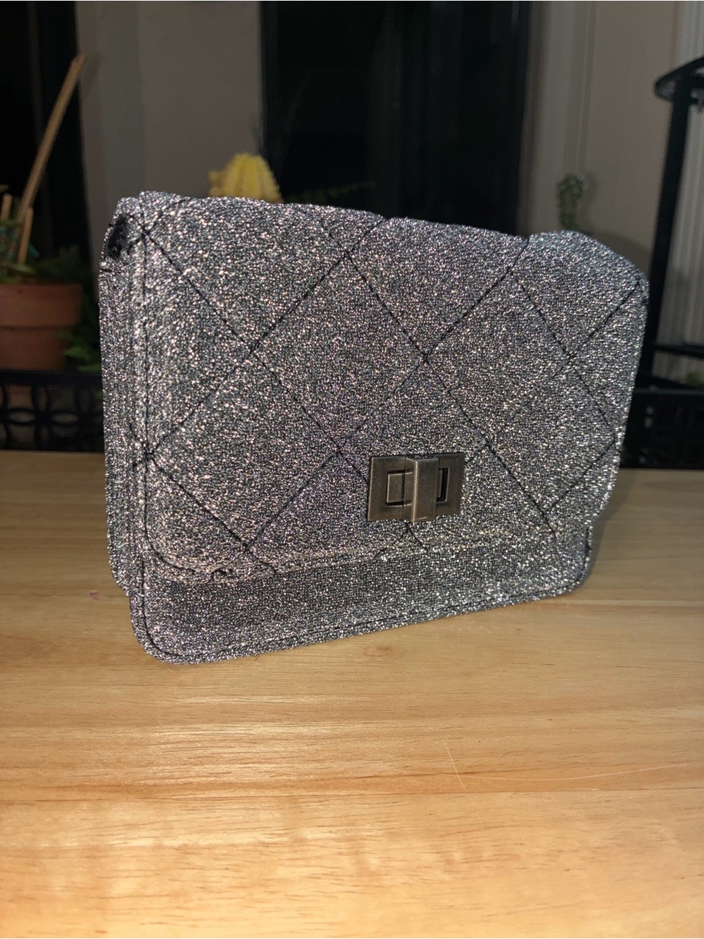 Art Class Metallic Silver Glitter Quilted Crossbody Bag